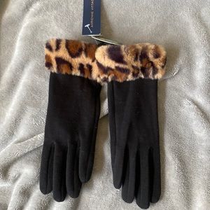 NWT Womens gloves